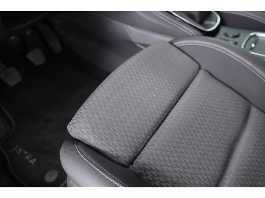 Opel Astra 1.4 Innovation | LED Matrix | Camera | AGR Stoelen | Keyless | Climate Control | Cruise Control |... ActivLease financial lease