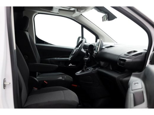 Opel Combo 1.2 PureTech 110pk Benzine L2H1 Airco/Navi/Camera 01-2024 ActivLease financial lease