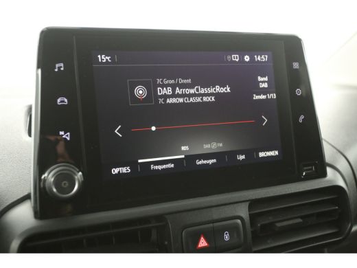 Opel Combo 1.6D L1H1 Airco Cruise Carplay Trekhaak Navigatie PDC Elektrpakket ActivLease financial lease
