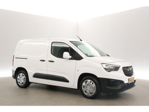 Opel Combo 1.6D L1H1 Airco Cruise Carplay Trekhaak Navigatie PDC Elektrpakket ActivLease financial lease
