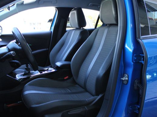 Peugeot 208 1.2 PureTech Blue Lease Allure NL-AUTO | 1/2 LEDER | NAVI | STOELVERW | ActivLease financial lease