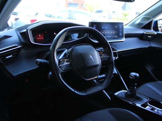 Peugeot 208 1.2 PureTech Blue Lease Allure NL-AUTO | 1/2 LEDER | NAVI | STOELVERW | ActivLease financial lease