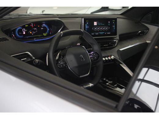 Peugeot 3008 Peugeot 1.6 HYbrid 225-PK GT BLACK PACK EAT8 AUTOMAAT | VOORRAAD VOORDEEL | LUXE UITVOERING | FUL... ActivLease financial lease
