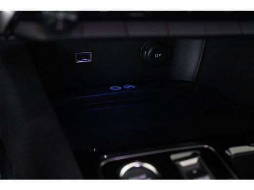 Peugeot 3008 Peugeot 1.6 HYbrid 225-PK GT BLACK PACK EAT8 AUTOMAAT | VOORRAAD VOORDEEL | LUXE UITVOERING | FUL... ActivLease financial lease