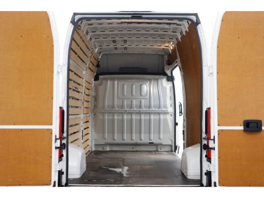 Peugeot Boxer 2.0 BlueHDI 130pk L3H3 Premium Airco/Camera 07-2019 ActivLease financial lease