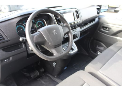 Peugeot e-Expert L2 75 kWh 4,9% FINANCIAL LEASE | DEMO KORTING | APPLE CARPLAY / ANDROID AUTO | CAMERA ActivLease financial lease