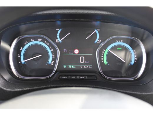 Peugeot e-Expert L2 75 kWh 4,9% FINANCIAL LEASE | DEMO KORTING | APPLE CARPLAY / ANDROID AUTO | CAMERA ActivLease financial lease