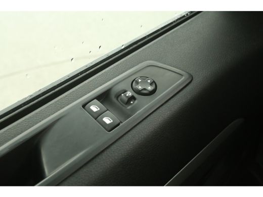 Peugeot Expert 231L 2.0 BlueHDI L3H1 | 150PK | Dubbele Cabine | 5 Persoons | LED Airco Cruise Camera Carplay Tre... ActivLease financial lease