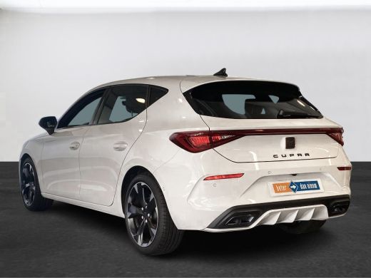 Seat Leon Sportstourer 1.5 TSI 150pk Business Edition / 18 inch lichtmetaal / Achteruitrijcamera / Stoelverwarming ActivLease financial lease