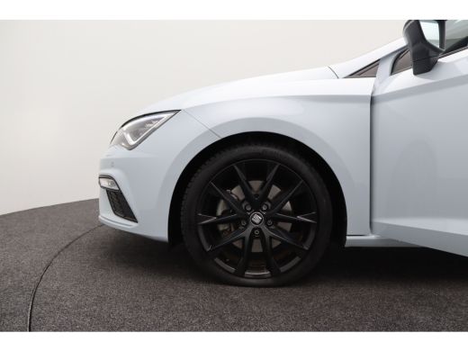 Seat León ST 1.5 TSI FR Ultimate Edition Black Sky | Achteruitrijcamera | Airco (automatisch) | Alcantara bekl... ActivLease financial lease