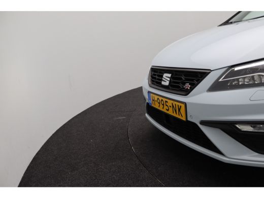 Seat León ST 1.5 TSI FR Ultimate Edition Black Sky | Achteruitrijcamera | Airco (automatisch) | Alcantara bekl... ActivLease financial lease