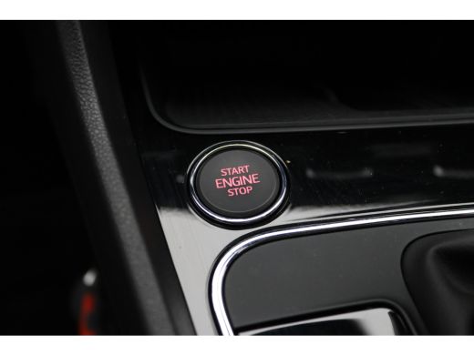Seat León ST 1.5 TSI FR Ultimate Edition Black Sky | Achteruitrijcamera | Airco (automatisch) | Alcantara bekl... ActivLease financial lease