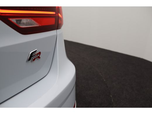 Seat León ST 1.5 TSI FR Ultimate Edition Black Sky | Achteruitrijcamera | Airco (automatisch) | Alcantara bekl... ActivLease financial lease