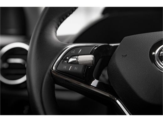 Skoda Fabia 1.0 Ambition | Carplay | Cruise Control | Airconditioning ActivLease financial lease
