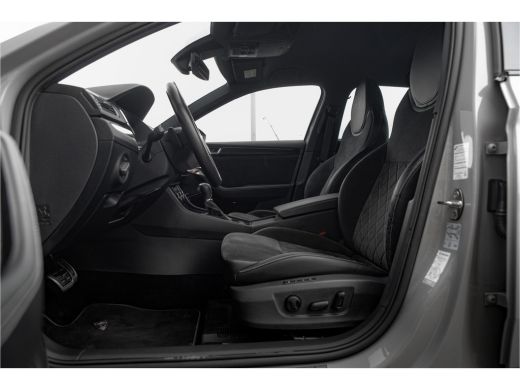 Skoda Superb Combi 1.4 TSI iV Sportline Business | Camera | Carplay | Navigatie | Stoel- stuurverwarming ActivLease financial lease