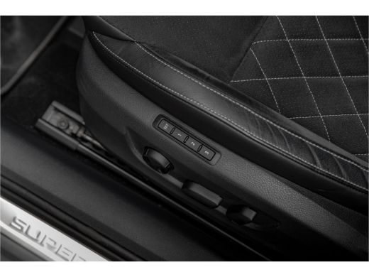 Skoda Superb Combi 1.4 TSI iV Sportline Business | Camera | Carplay | Navigatie | Stoel- stuurverwarming ActivLease financial lease