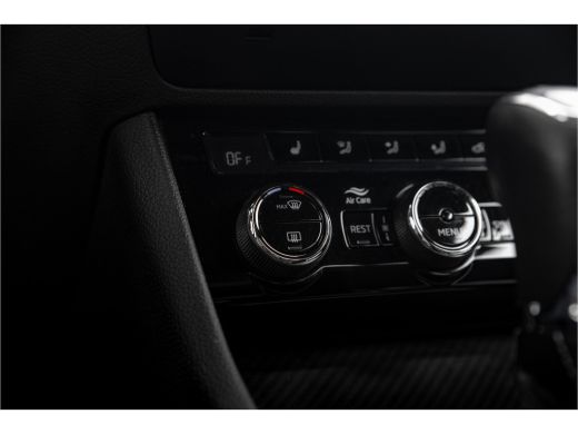 Skoda Superb Combi 1.4 TSI iV Sportline Business | Camera | Carplay | Navigatie | Stoel- stuurverwarming ActivLease financial lease