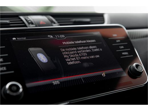 Skoda Superb Combi 1.4 TSI iV Sportline Business | Camera | Carplay | Navigatie | Stoel- stuurverwarming ActivLease financial lease