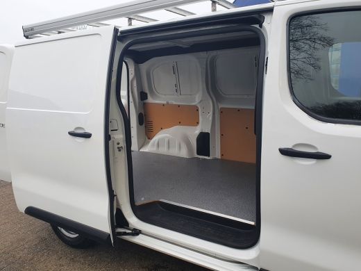 Toyota ProAce Worker 1.6 D-4D Airco | Cruisecontrol | Trekhaak | Imperiaal ActivLease financial lease