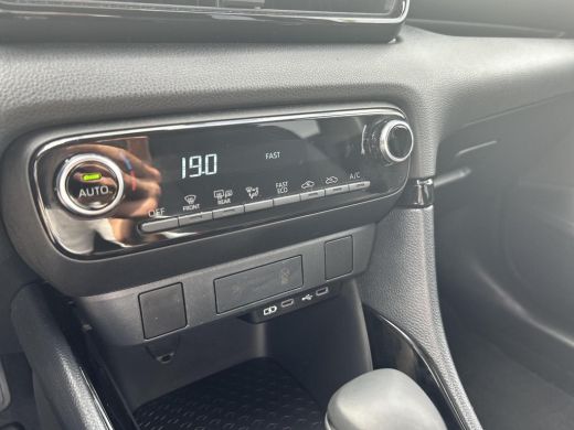 Toyota Yaris 1.5 Hybrid 115 First Edition (Navigatie - Adaptive cruise) ActivLease financial lease