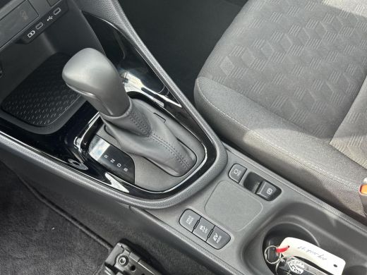 Toyota Yaris 1.5 Hybrid 115 First Edition (Navigatie - Adaptive cruise) ActivLease financial lease