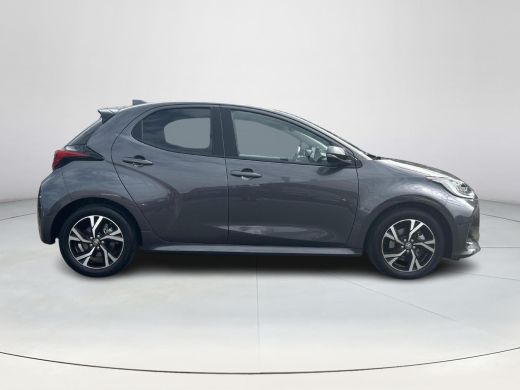 Toyota Yaris 1.5 Hybrid 115 First Edition (Navigatie - Adaptive cruise) ActivLease financial lease