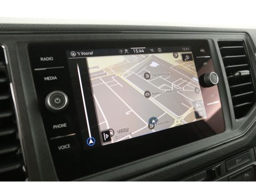 Volkswagen Crafter 30 2.0 TDI L3H3 | BPM Vrij | 140PK | Airco Cruise Carplay Navigatie Parkeersensoren 3 Persoons ActivLease financial lease