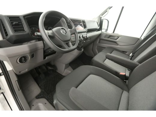 Volkswagen Crafter 30 2.0 TDI L3H3 | BPM Vrij | 140PK | Airco Cruise Carplay Navigatie Parkeersensoren 3 Persoons ActivLease financial lease