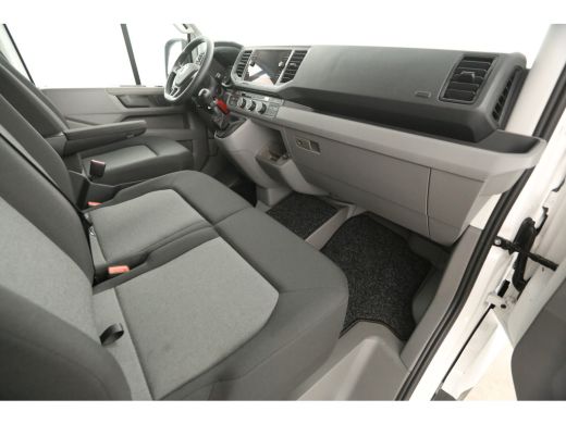 Volkswagen Crafter 30 2.0 TDI L3H3 | BPM Vrij | 140PK | Airco Cruise Carplay Navigatie Parkeersensoren 3 Persoons ActivLease financial lease