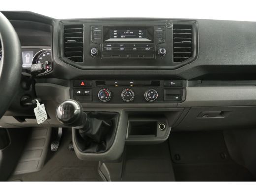 Volkswagen Crafter 35 2.0 TDI L3H3 | 140PK | 3000KG Trekgew. Trekhaak | Airco Cruise 3 Persoons Imperiaal ActivLease financial lease