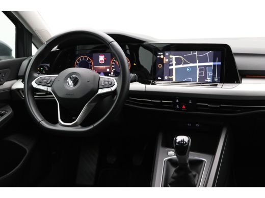 Volkswagen Golf 1.0 TSI Life | Aanhanger assistent | Achteropkomend verkeer waarschuwing | Apple Carplay/Android ... ActivLease financial lease