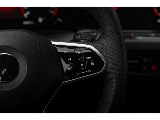 Volkswagen Golf 1.4TSi 245pk eHybrid GTE | 18" | HUD | Camera | ActivLease financial lease