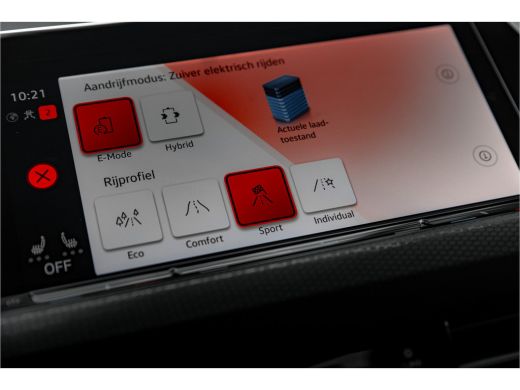 Volkswagen Golf 1.4TSi 245pk eHybrid GTE | 18" | HUD | Camera | ActivLease financial lease