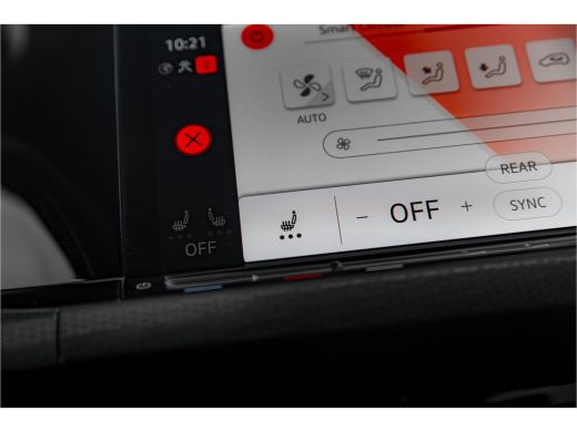 Volkswagen Golf 1.4TSi 245pk eHybrid GTE | 18" | HUD | Camera | ActivLease financial lease