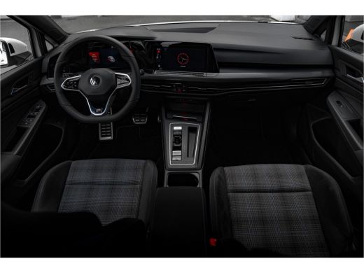 Volkswagen Golf 1.4TSi 245pk eHybrid GTE | 18" | HUD | Camera | ActivLease financial lease