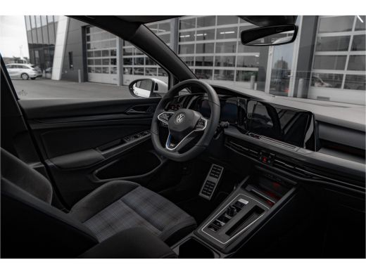 Volkswagen Golf 1.4TSi 245pk eHybrid GTE | 18" | HUD | Camera | ActivLease financial lease