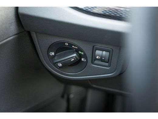 Volkswagen Polo Volkswagen Life Edition Inclusief €2000,- inruilvoordeel + €1000,- korting | 'App-Connect' smartp... ActivLease financial lease