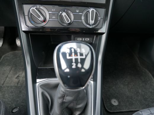 Volkswagen T-Cross 1.0 TSI Life | Airco | Apple Carplay/Android Auto|telefoonintegratie premium | Cruise control ada... ActivLease financial lease
