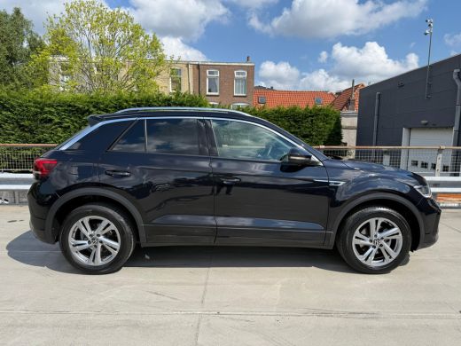 Volkswagen T-Roc 1.5 150PK DSG TSI R-Line | ACC | Multimedia Pakket | Achteruitrijcamera | Ramen getint ActivLease financial lease