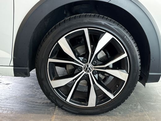 Volkswagen Taigo 1.0 TSI 110pk R-Line Business / 18 inch lichtmetaal / LED Matrix / Achteruitrijcamera ActivLease financial lease