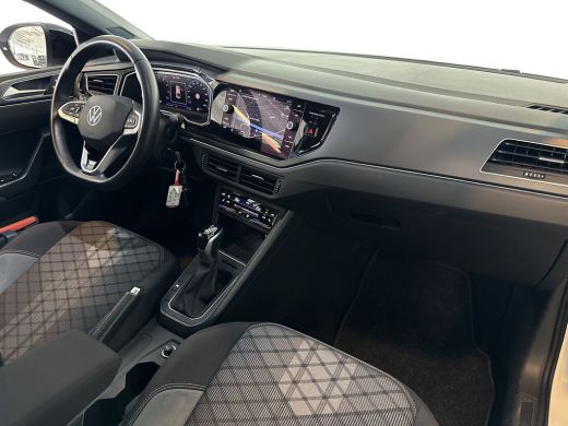 Volkswagen Taigo 1.0 TSI 110pk R-Line Business / 18 inch lichtmetaal / LED Matrix / Achteruitrijcamera ActivLease financial lease