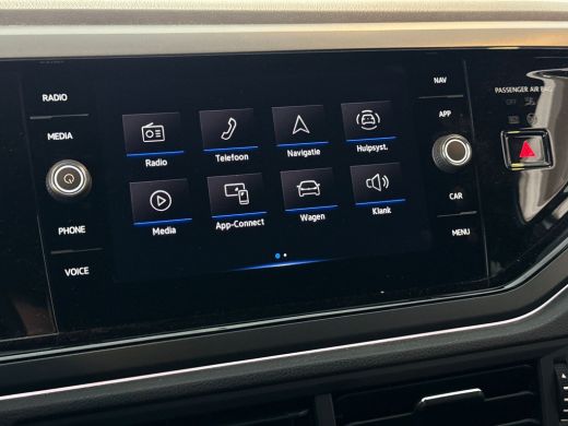 Volkswagen Taigo 1.0 TSI 110pk R-Line Business / 18 inch lichtmetaal / LED Matrix / Achteruitrijcamera ActivLease financial lease