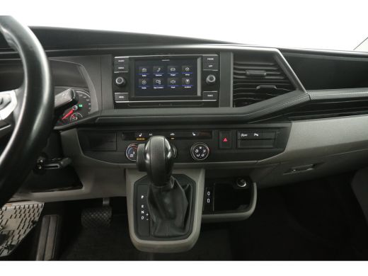 Volkswagen Transporter 2.0 TDI L2H1 200PK DSG Automaat Adaptive-Cruise Airco Camera 19"LMV Trekhaak Carplay Parkeersensoren ActivLease financial lease