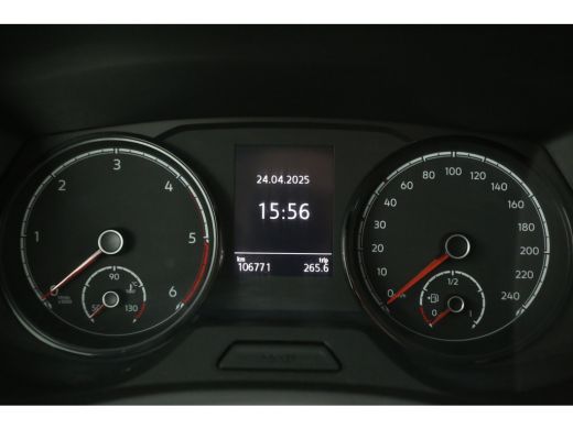 Volkswagen Transporter 2.0 TDI L2H1 200PK DSG Automaat Adaptive-Cruise Airco Camera 19"LMV Trekhaak Carplay Parkeersensoren ActivLease financial lease