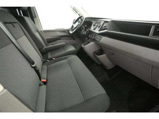 Volkswagen Transporter 2.0 TDI L2H1 200PK DSG Automaat Adaptive-Cruise Airco Camera 19"LMV Trekhaak Carplay Parkeersensoren ActivLease financial lease