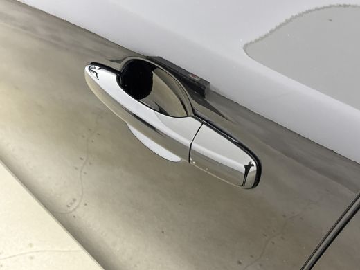 Volvo  V40 T2 Polar+ Automaat | Adaptieve cruise | BLIS | Leder | Parkeerverwarming | Stoelverwarming | Park... ActivLease financial lease
