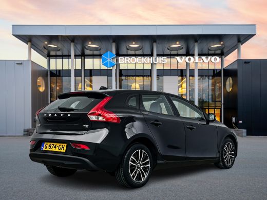Volvo  V40 T2 Polar+ Automaat | Adaptieve cruise | BLIS | Leder | Parkeerverwarming | Stoelverwarming | Park... ActivLease financial lease