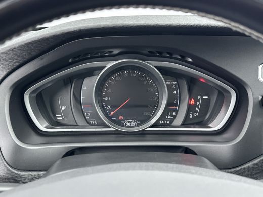 Volvo  V40 T3 A/T Polar+ Sport | Leder | Elektrisch verstelbare stoelen | Panoramadak | Harman Kardon | Park... ActivLease financial lease