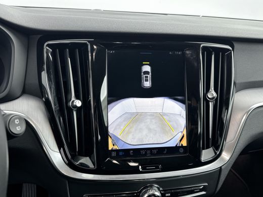 Volvo  V60 T6 Recharge AWD Essential Edition | Adaptieve cruise | BLIS | Stoel/stuur/achterbankverwarming | ... ActivLease financial lease