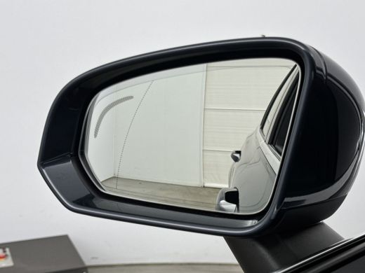 Volvo  V60 T6 Recharge AWD Essential Edition | Adaptieve cruise | BLIS | Stoel/stuur/achterbankverwarming | ... ActivLease financial lease